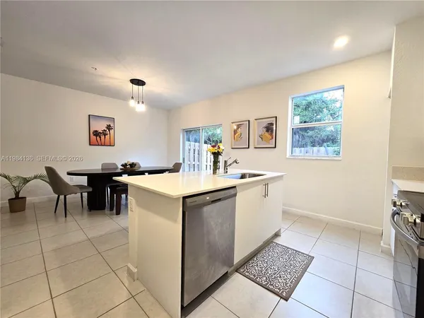 $3,500 | 2761 Northwest 55th Way, Lauderhill, FL 33313