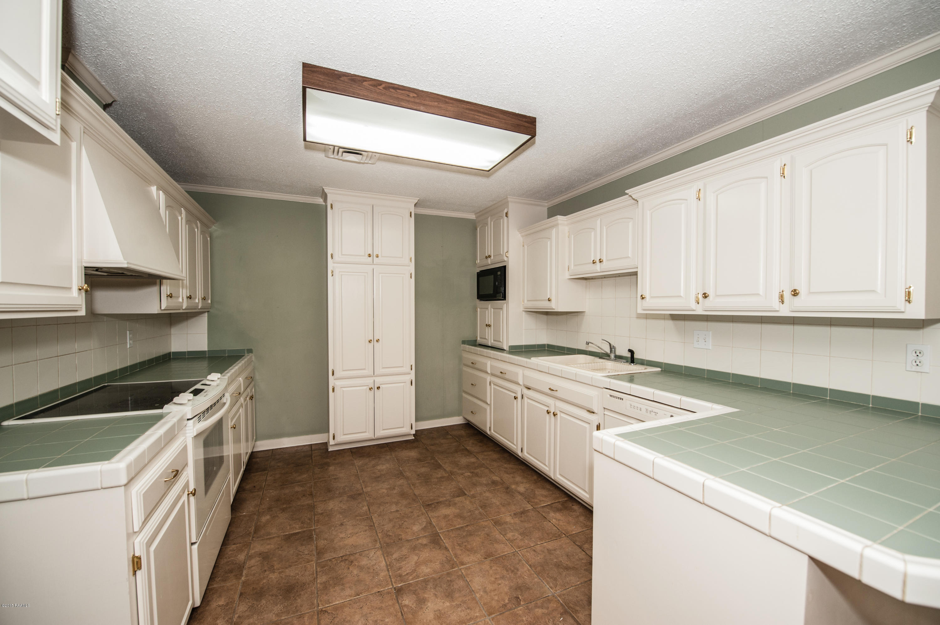310 MacArthur Road Ville Platte, LA 70586 - Photo 2 of 32 MFB_0298
