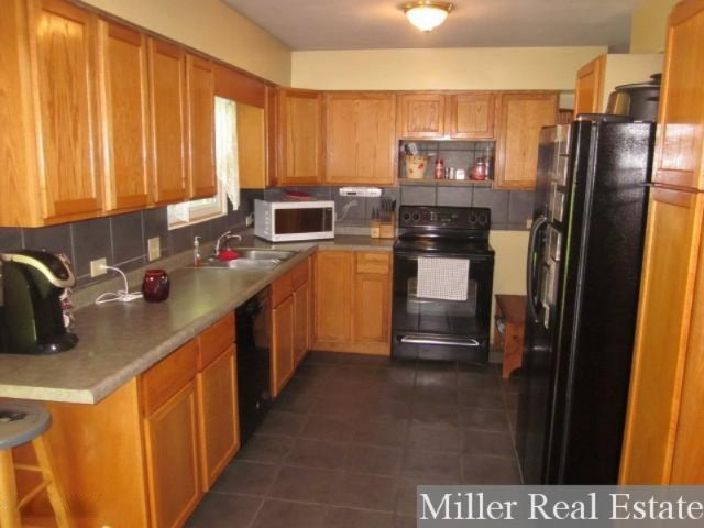 1780 Lawrence Road Hastings, MI 49058 - Photo 3 of 18 IMG_5053