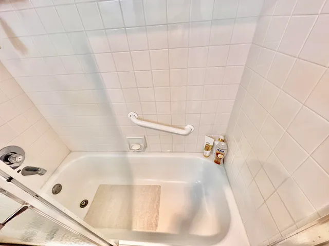 $1,900 | 1805 Eleuthera Point, Unit D1, Coconut Creek, FL 33066