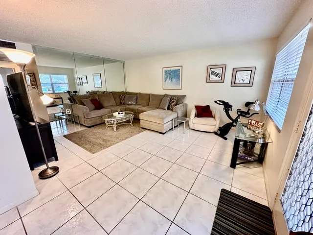 $1,900 | 1805 Eleuthera Point, Unit D1, Coconut Creek, FL 33066