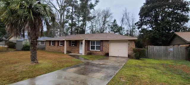 $1,700 | 102 Froman Drive, Summerville, SC 29483