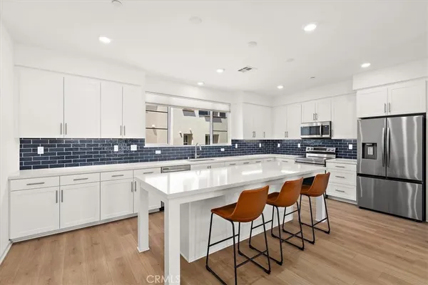 $4,500 | 3667 Elm Avenue, Long Beach, CA 90807