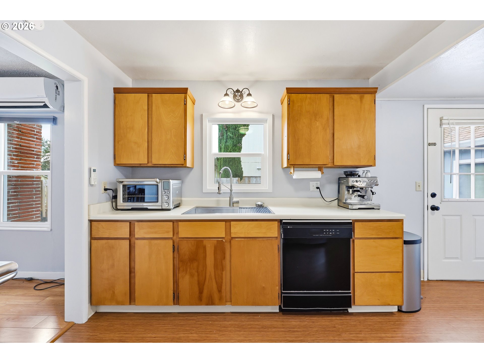 896 5th Street Lafayette, OR 97127 - Photo 8 of 29 Kitchen