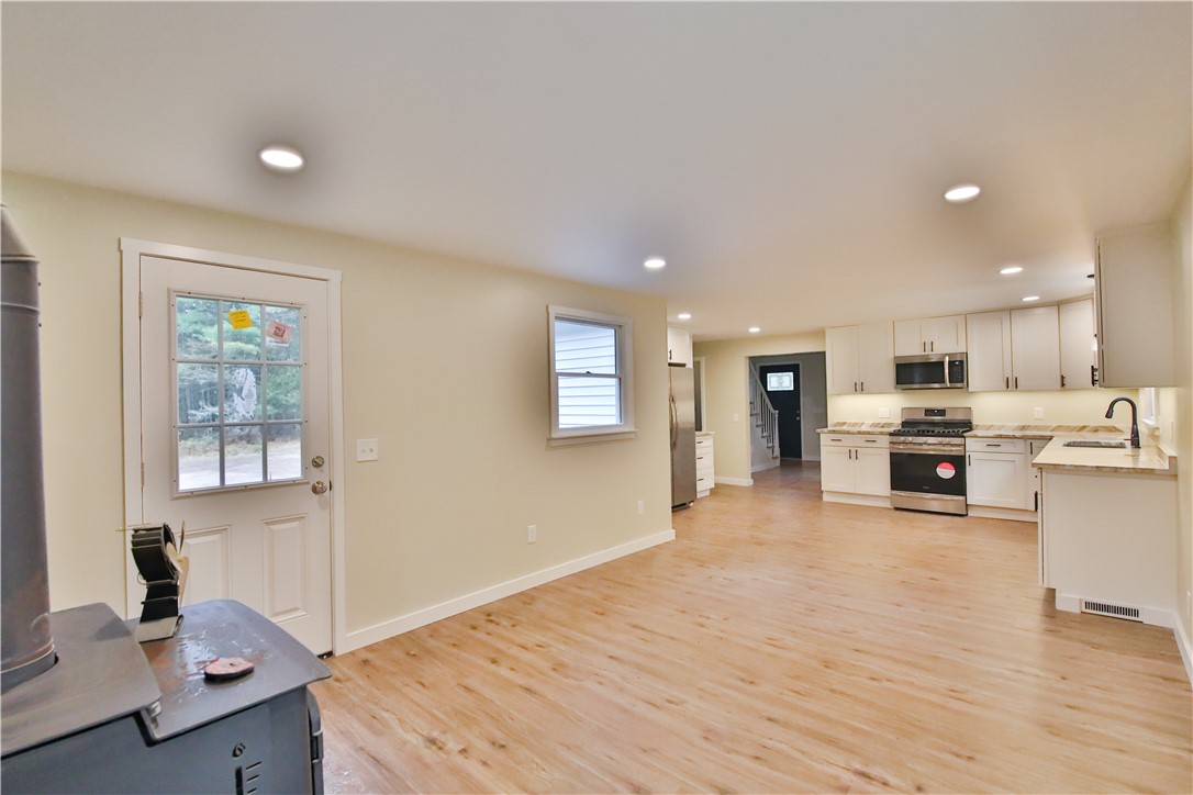 519 Switch Road Richmond, RI 02894 - Photo 14 of 35