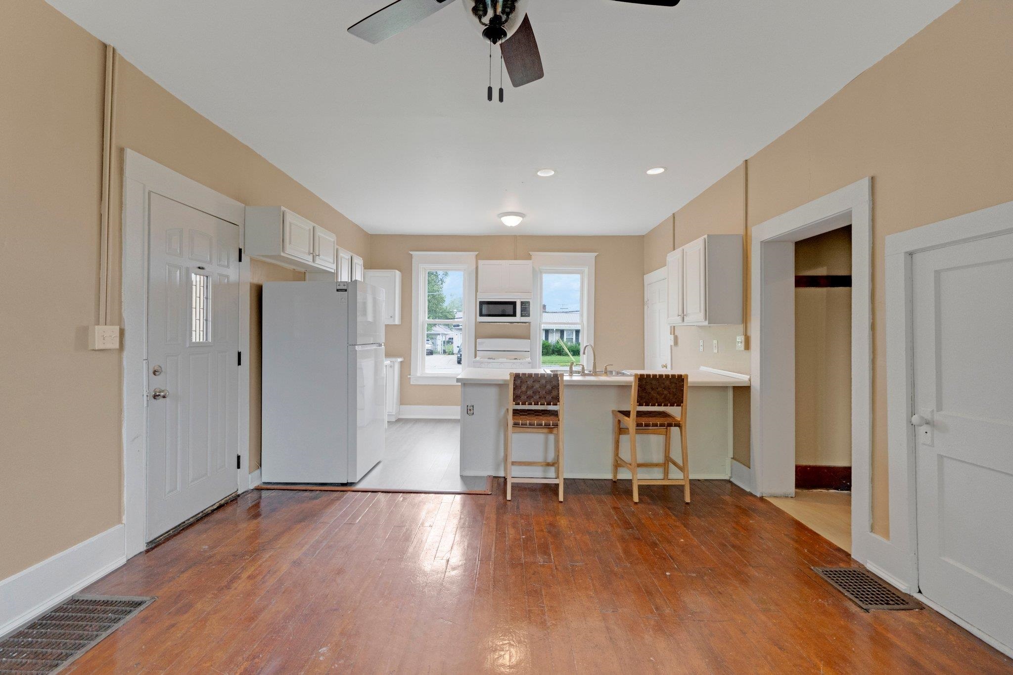 3229 Lima Road Fort Wayne, IN 46805 - Photo 16 of 35
