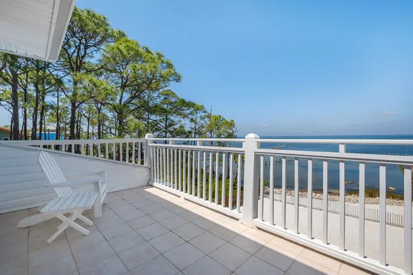 $1,750,000 | 1235 Watkins Cove, Eastpoint, FL 32328