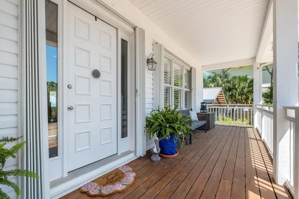 $1,750,000 | 1235 Watkins Cove, Eastpoint, FL 32328