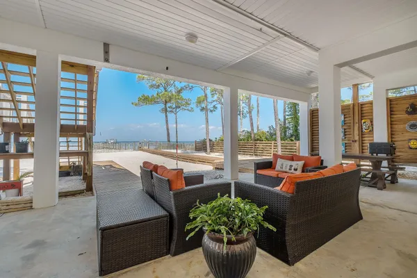 $1,750,000 | 1235 Watkins Cove, Eastpoint, FL 32328