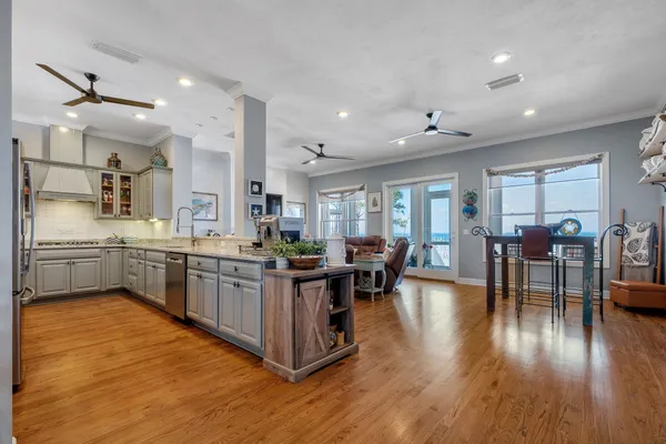 $1,750,000 | 1235 Watkins Cove, Eastpoint, FL 32328
