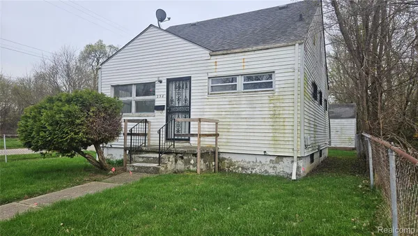 $49,900 | 258 East Hobson Avenue, Flint, MI 48505