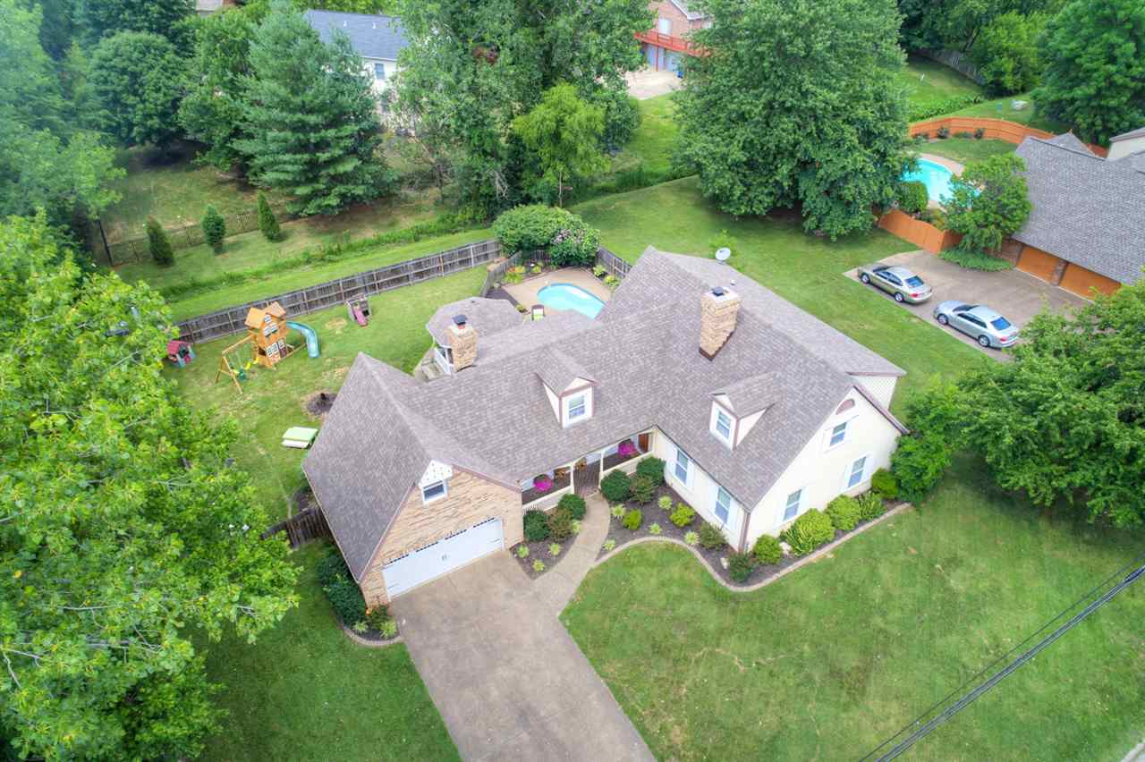 8400 Sharon Road Newburgh, IN 47630 - Photo 2 of 36 Gallery Image 2