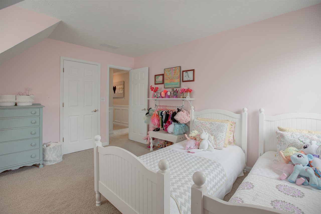 8400 Sharon Road Newburgh, IN 47630 - Photo 21 of 36 Gallery Image 21