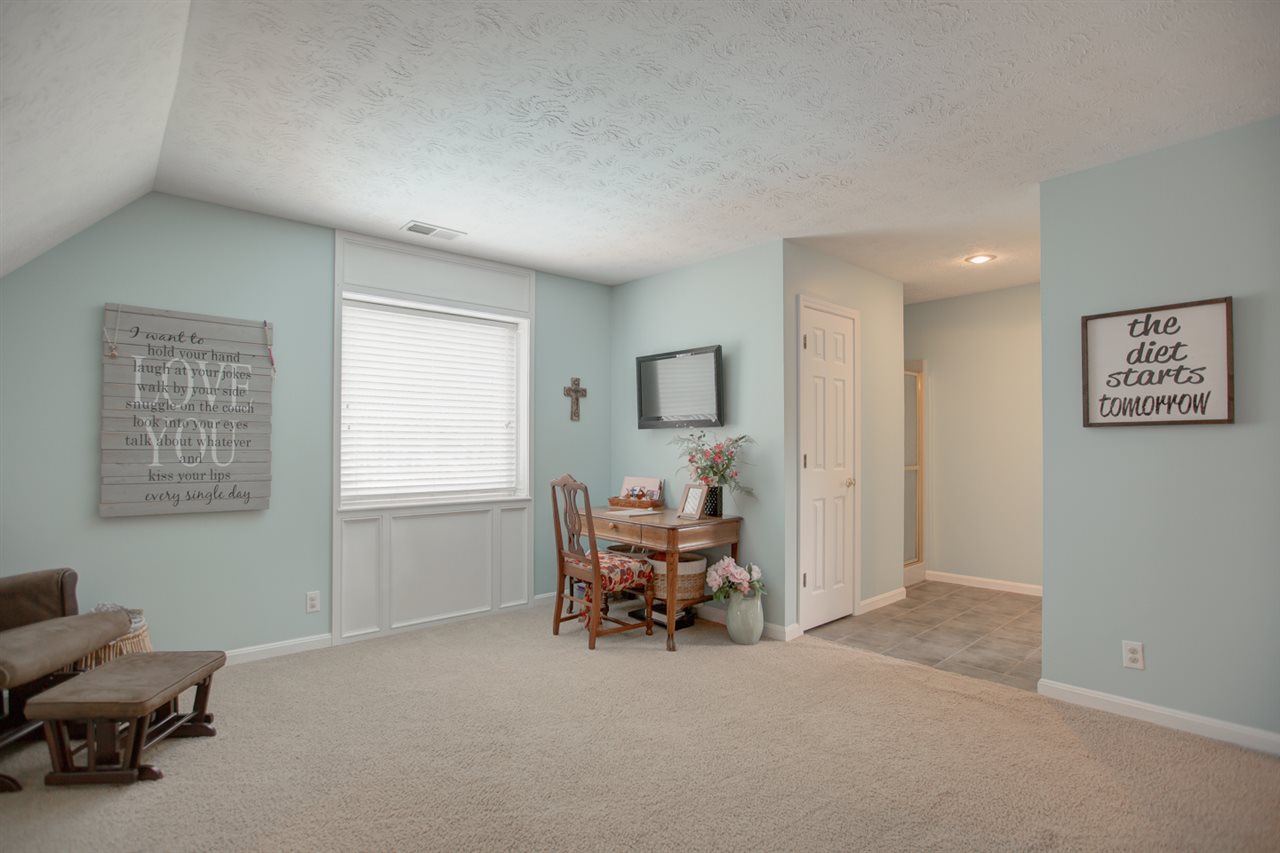 8400 Sharon Road Newburgh, IN 47630 - Photo 25 of 36 Gallery Image 25