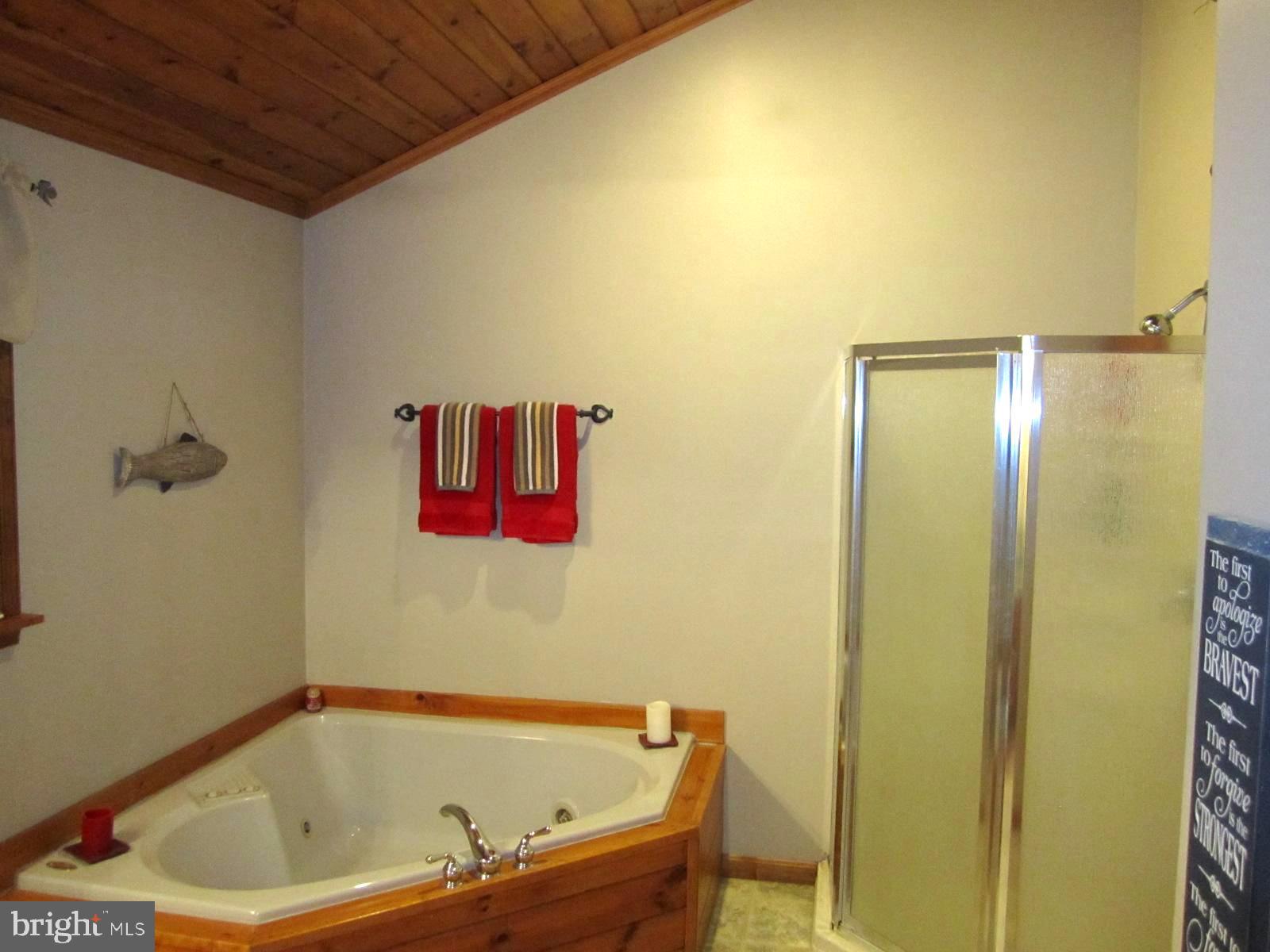 2905 Newport Road Manheim, PA 17545 - Photo 11 of 29