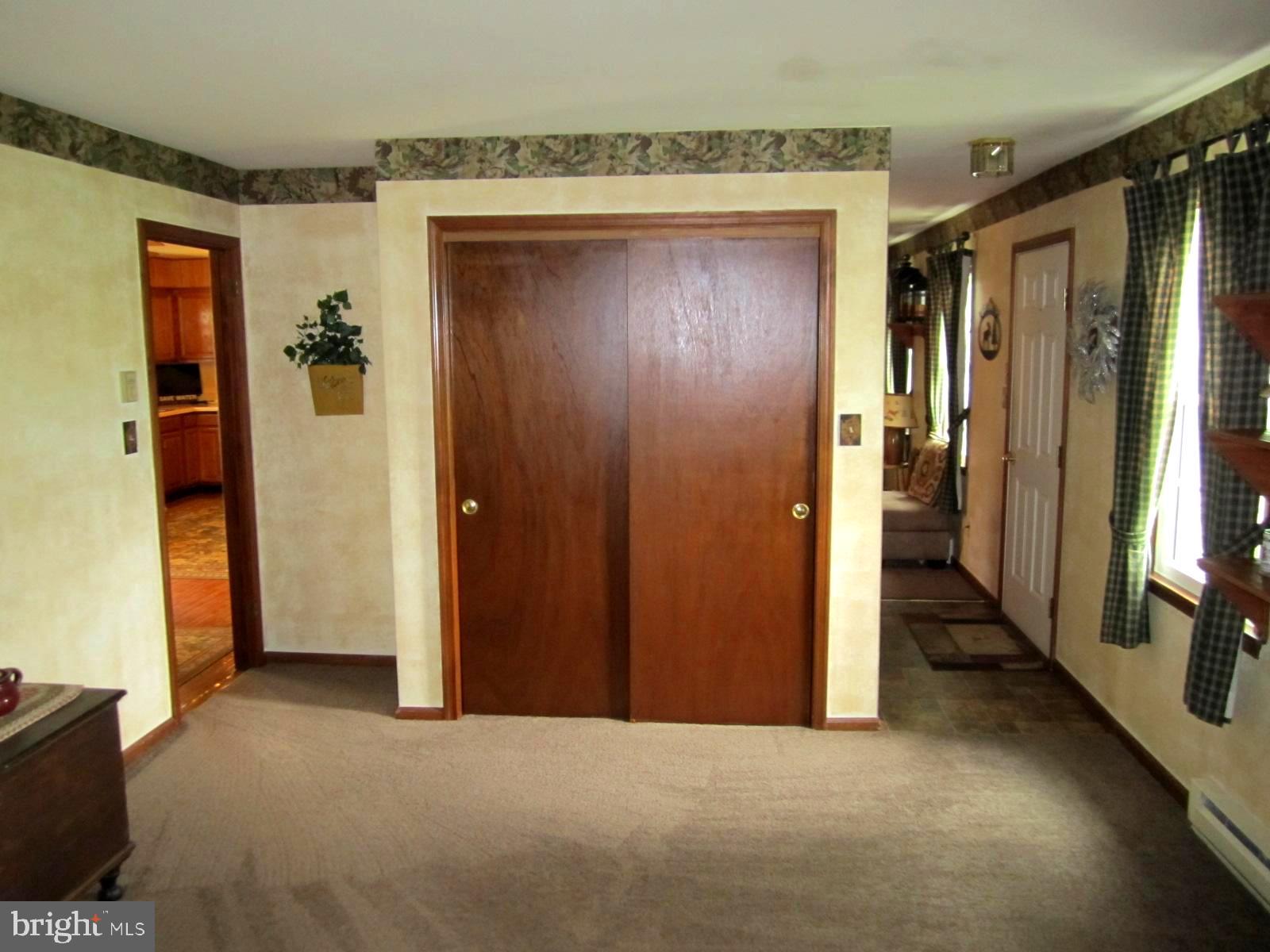 2905 Newport Road Manheim, PA 17545 - Photo 8 of 29