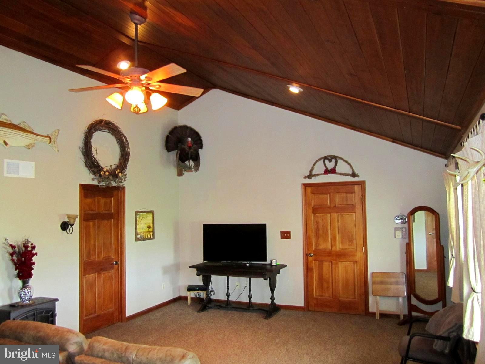 2905 Newport Road Manheim, PA 17545 - Photo 10 of 29