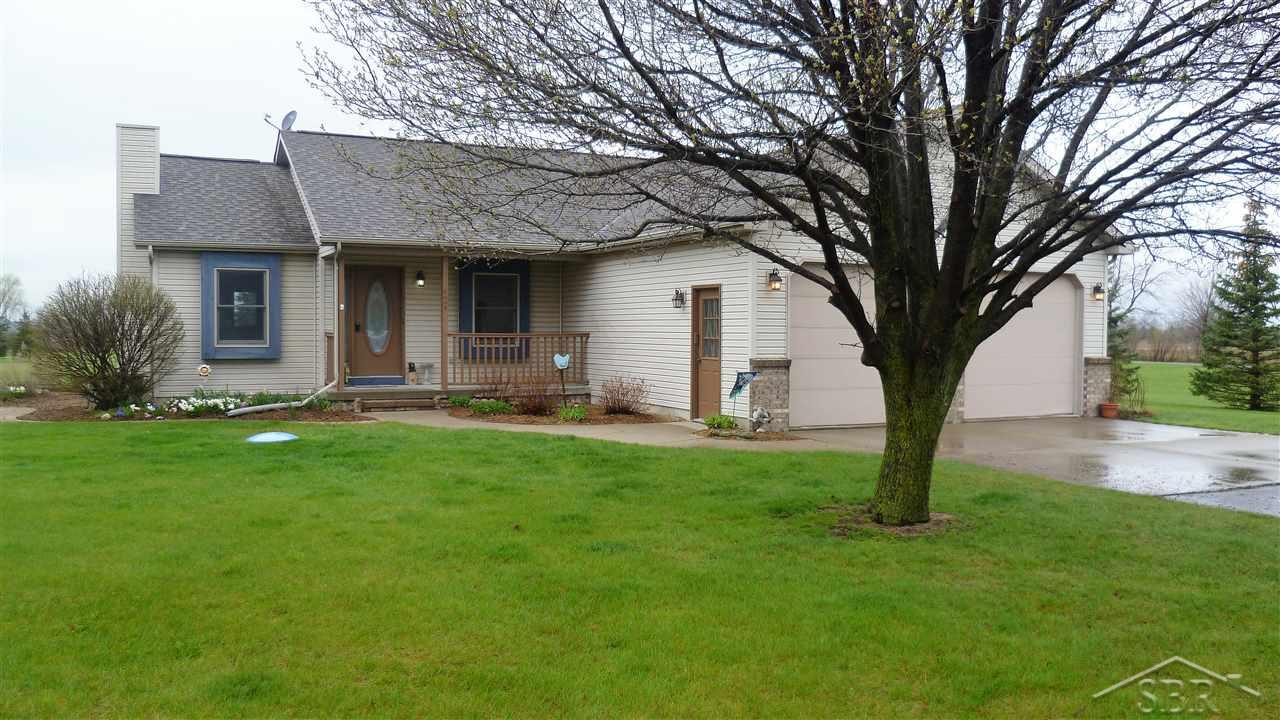 8665 Webster Road Freeland, MI 48623 - Photo 1 of 21 31346431.JPG