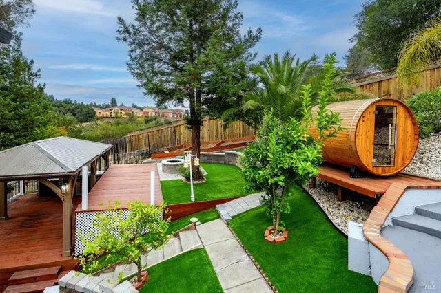 $1,159,000 | 3428 Lake Park Court, Santa Rosa, CA 95403