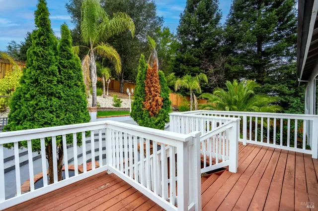 $1,159,000 | 3428 Lake Park Court, Santa Rosa, CA 95403