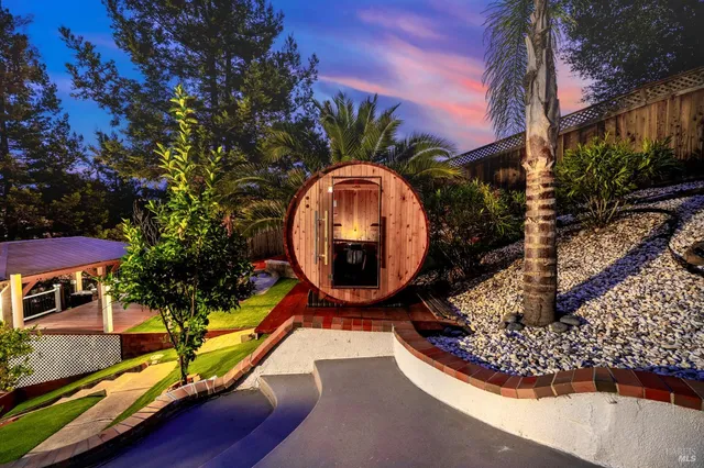 $1,159,000 | 3428 Lake Park Court, Santa Rosa, CA 95403