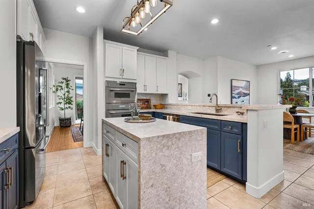 $1,159,000 | 3428 Lake Park Court, Santa Rosa, CA 95403