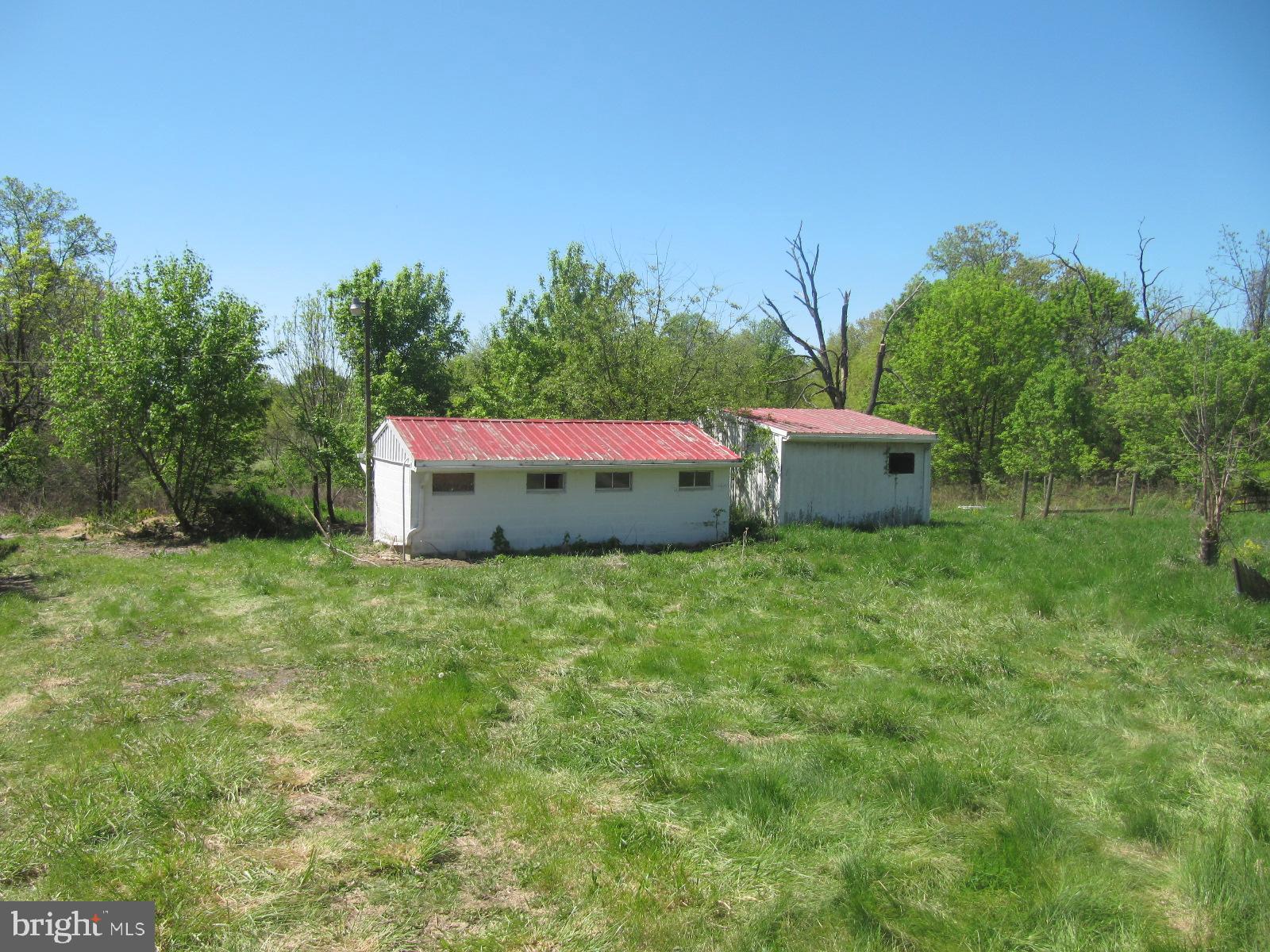 515 Oak Hill Road Gettysburg, PA 17325 - Photo 5 of 32 SHEDS