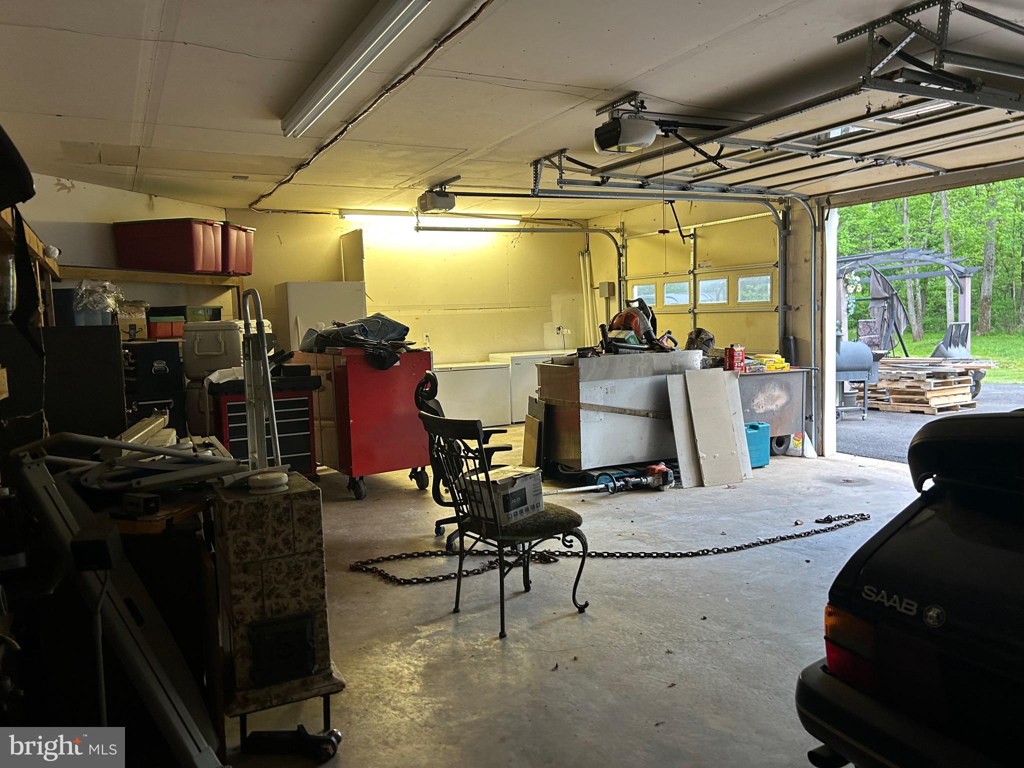 10409 Lees Mill Road Warrenton, VA 20186 - Photo 35 of 57 GARAGE