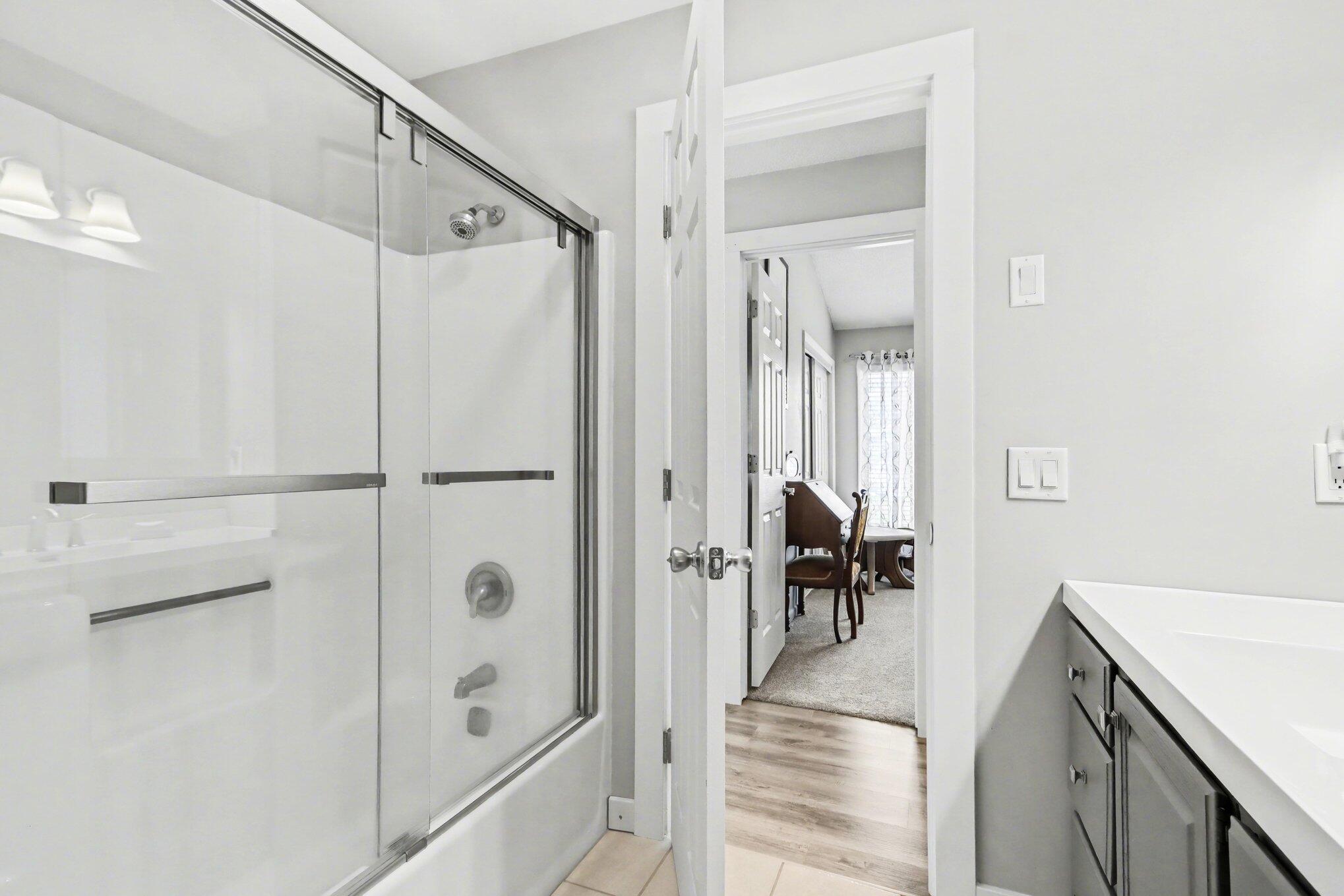 48379 Hill Drive Decatur, MI 49045 - Photo 20 of 41 023_file_6661