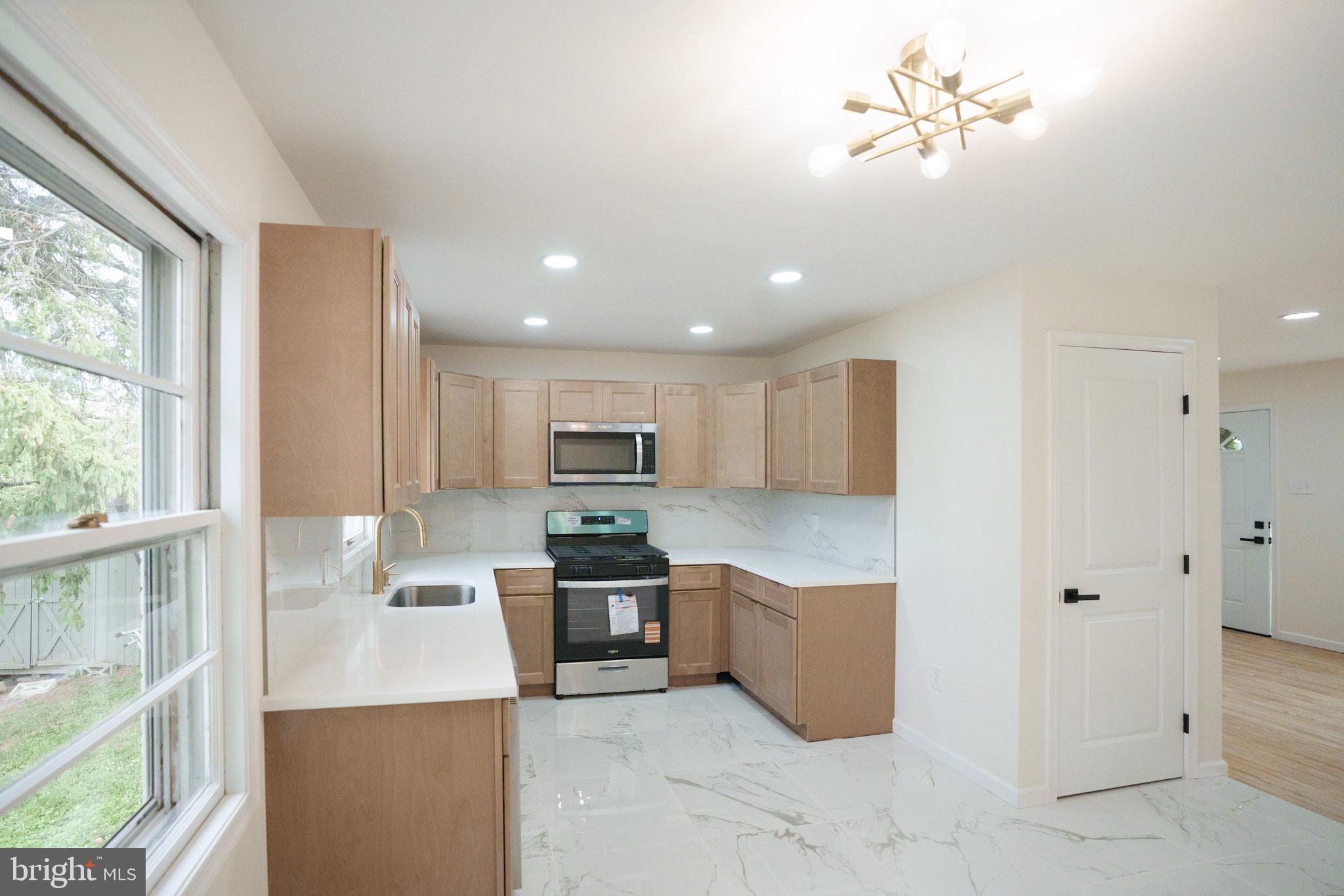 1020 Hanover Road York, PA 17408 - Photo 14 of 33 Gallery Image 14