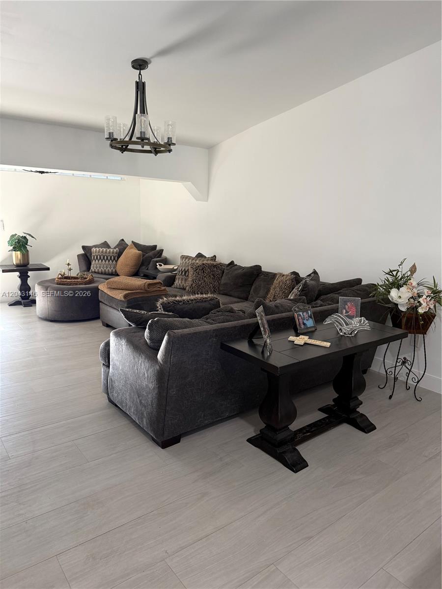 4947 Southwest 143rd Avenue Miami, FL 33175 - Photo 11 of 19 Spacious great room with seating for up to 10 people.
