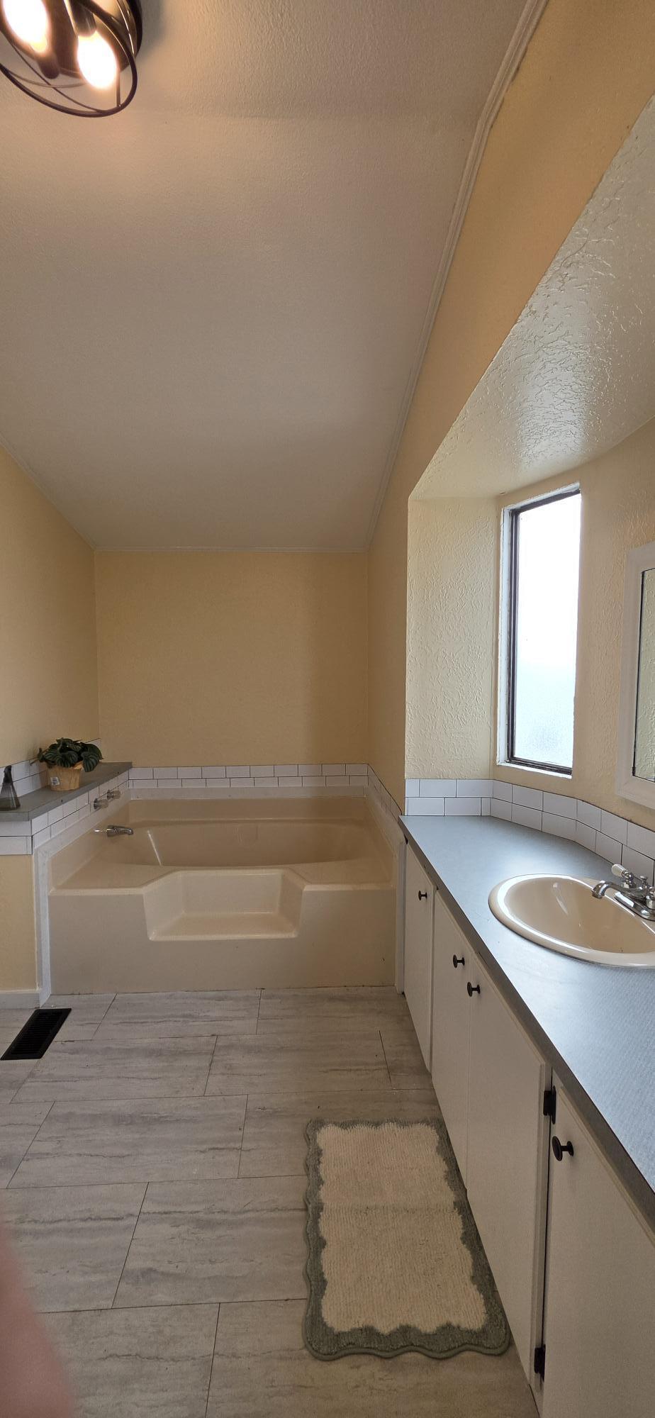 8 Aztec Road Moriarty, NM 87035 - Photo 11 of 19 Gallery Image 11