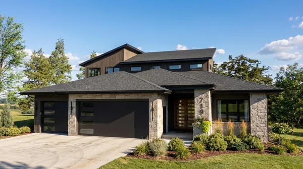 $1,299,000 | 719 Ensconced Way, Chaska, MN 55318