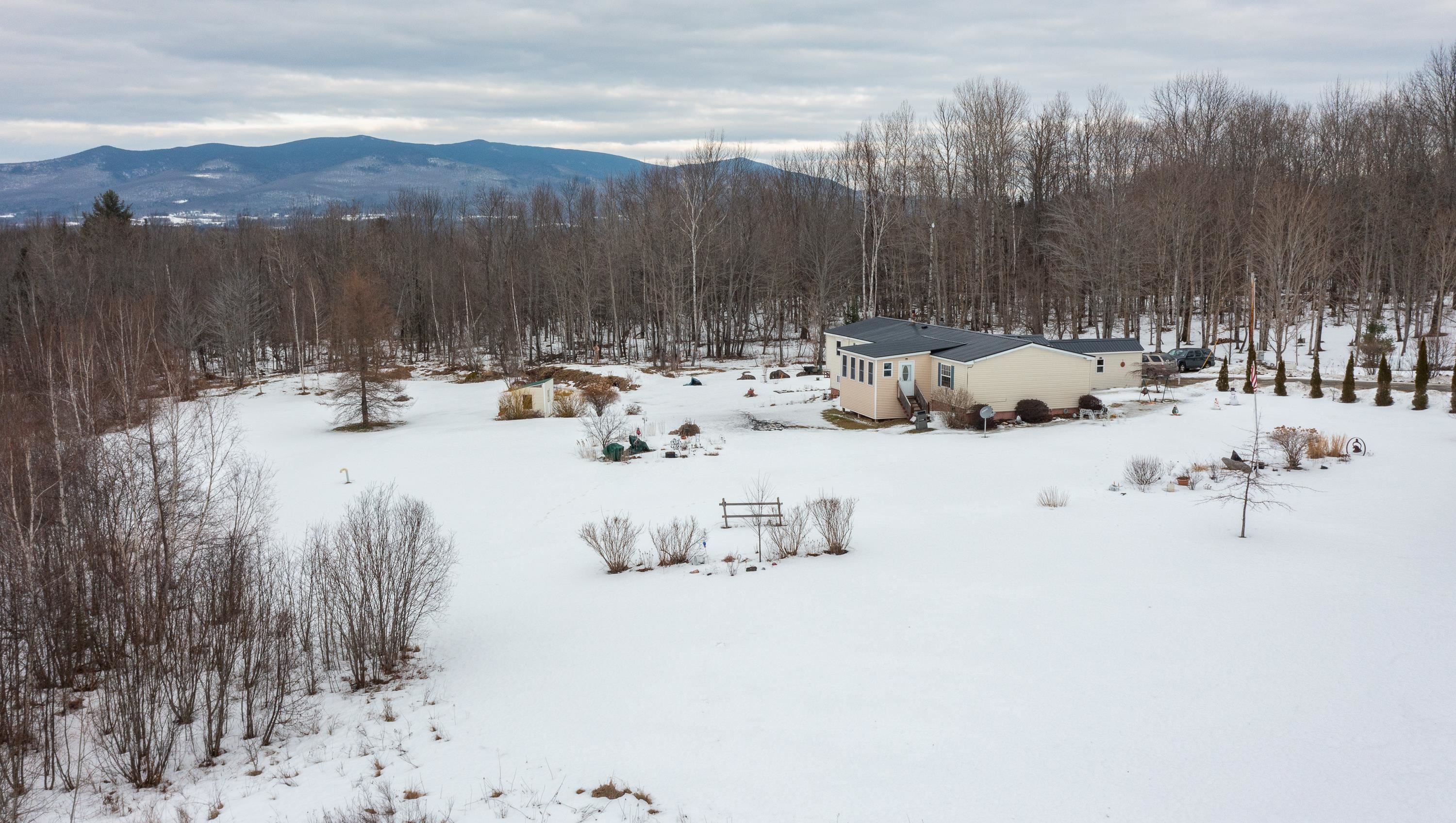 72 Hazen Road Jefferson, NH 03583 - Photo 19 of 24 Gallery Image 19