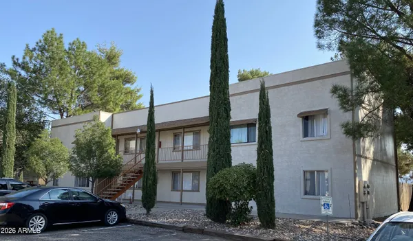 $1,095 | 1200 Lanny Avenue, Unit 10, Clarkdale, AZ 86324