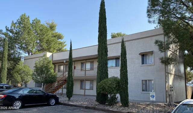 $1,095 | 1200 Lanny Avenue, Unit 10, Clarkdale, AZ 86324