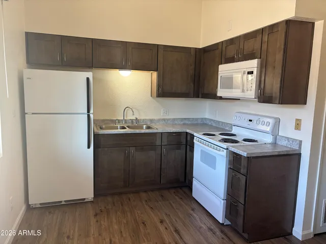 $1,095 | 1200 Lanny Avenue, Unit 10, Clarkdale, AZ 86324