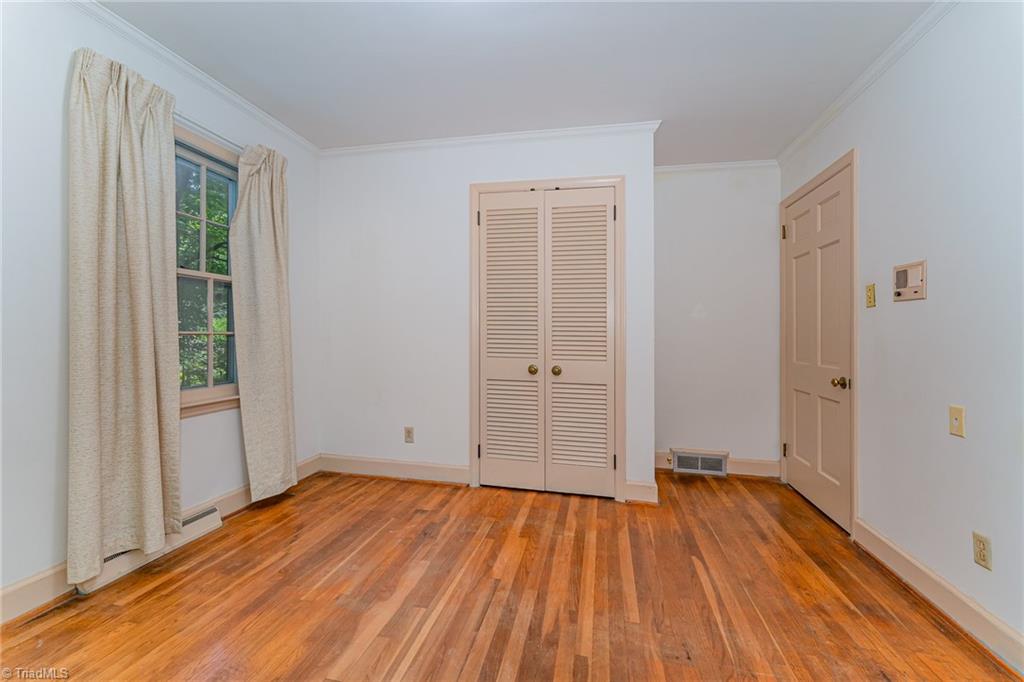 303 Kirk Road Greensboro, NC 27455 - Photo 13 of 26 Gallery Image 13