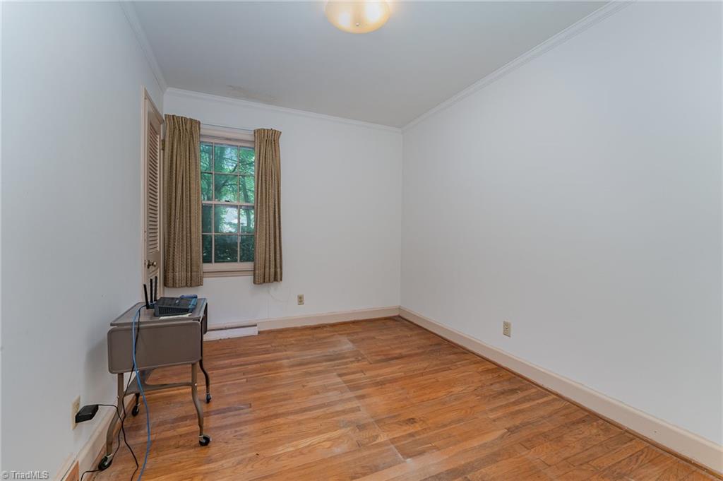 303 Kirk Road Greensboro, NC 27455 - Photo 17 of 26 Gallery Image 17