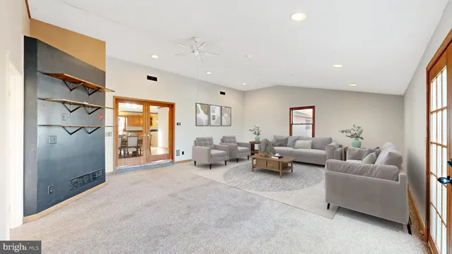 $394,000 | 7645 Wilkins Road, Lincoln, DE 19960