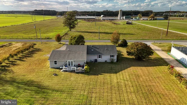 $394,000 | 7645 Wilkins Road, Lincoln, DE 19960
