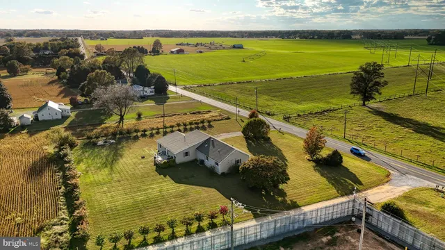 $394,000 | 7645 Wilkins Road, Lincoln, DE 19960