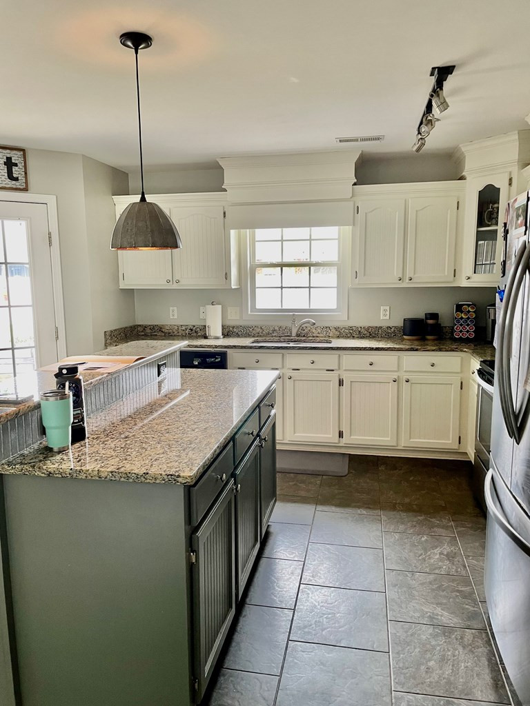 440 Continental Road Sumter, SC 29154 - Photo 8 of 24 Gallery Image 8