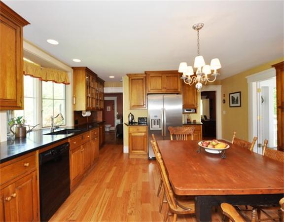 394 Littlefield Road Boxborough, MA 01719 - Photo 10 of 21 a kitchen with granite countertop lots of counter top space