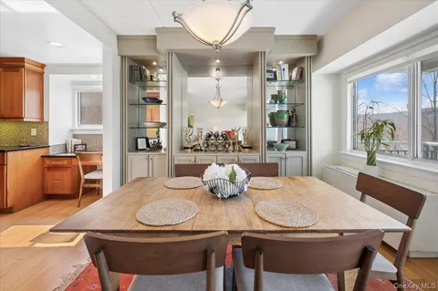 $600,000 | 1020 Warburton Avenue, Unit 5A, Yonkers, NY 10701