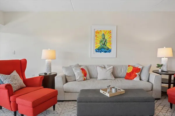 $600,000 | 1020 Warburton Avenue, Unit 5A, Yonkers, NY 10701