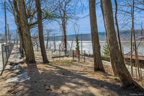 $600,000 | 1020 Warburton Avenue, Unit 5A, Yonkers, NY 10701