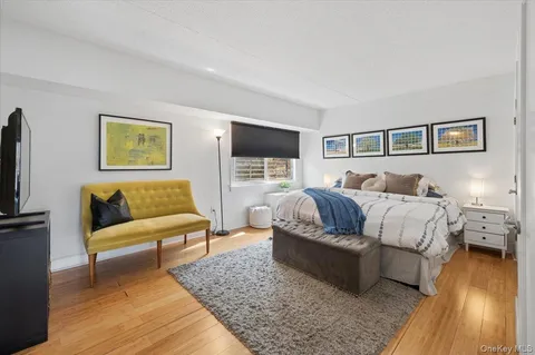 $600,000 | 1020 Warburton Avenue, Unit 5A, Yonkers, NY 10701