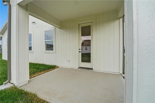 $394,770 | 20644 Skyview Lane, Spring Hill, KS 66083