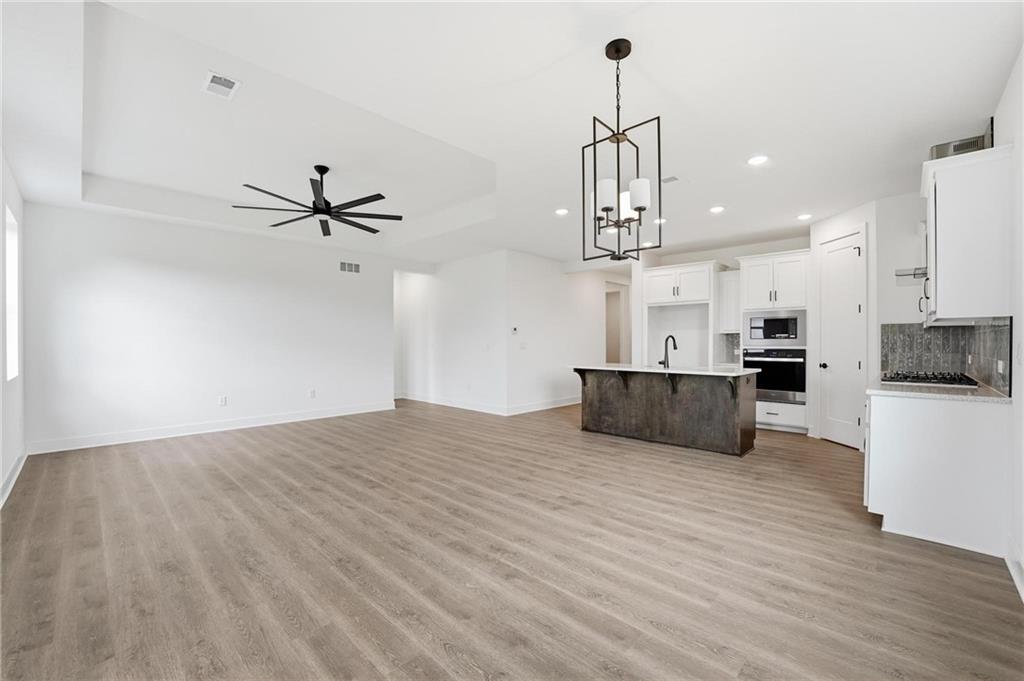 20644 Skyview Lane Spring Hill, KS 66083 - Photo 5 of 36